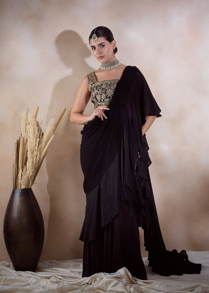 TINA KAKKAD IN MATHURA F SAREE SET