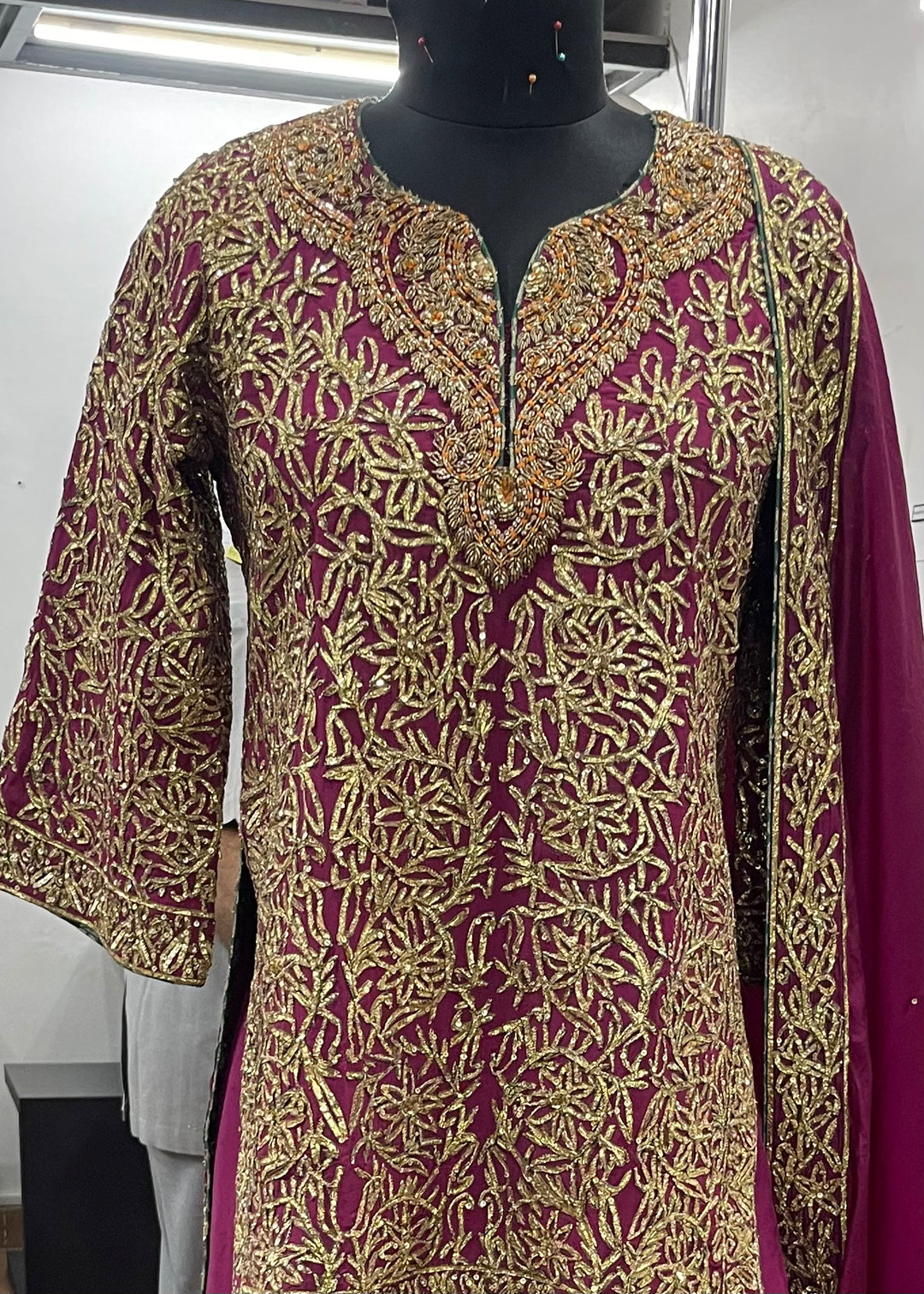 VRINDAVAN G KURTA SET
