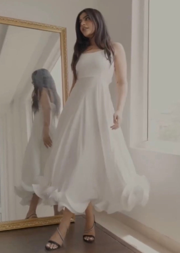 THAT BOHO GIRL IN SPLIT DRESS
