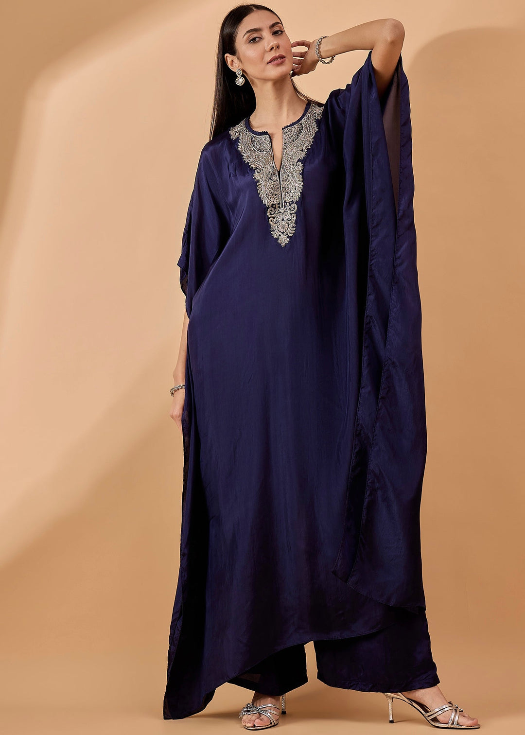 MATHURA P KAFTAN SET