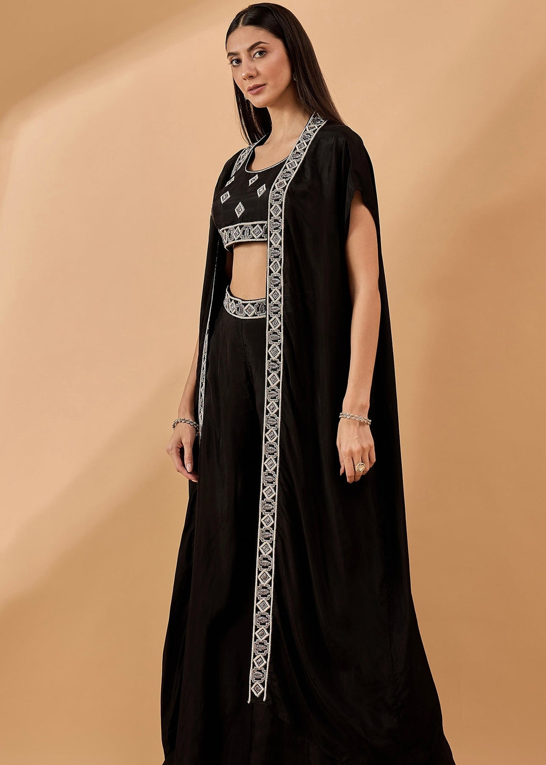 VRINDAVAN L CAPE SET