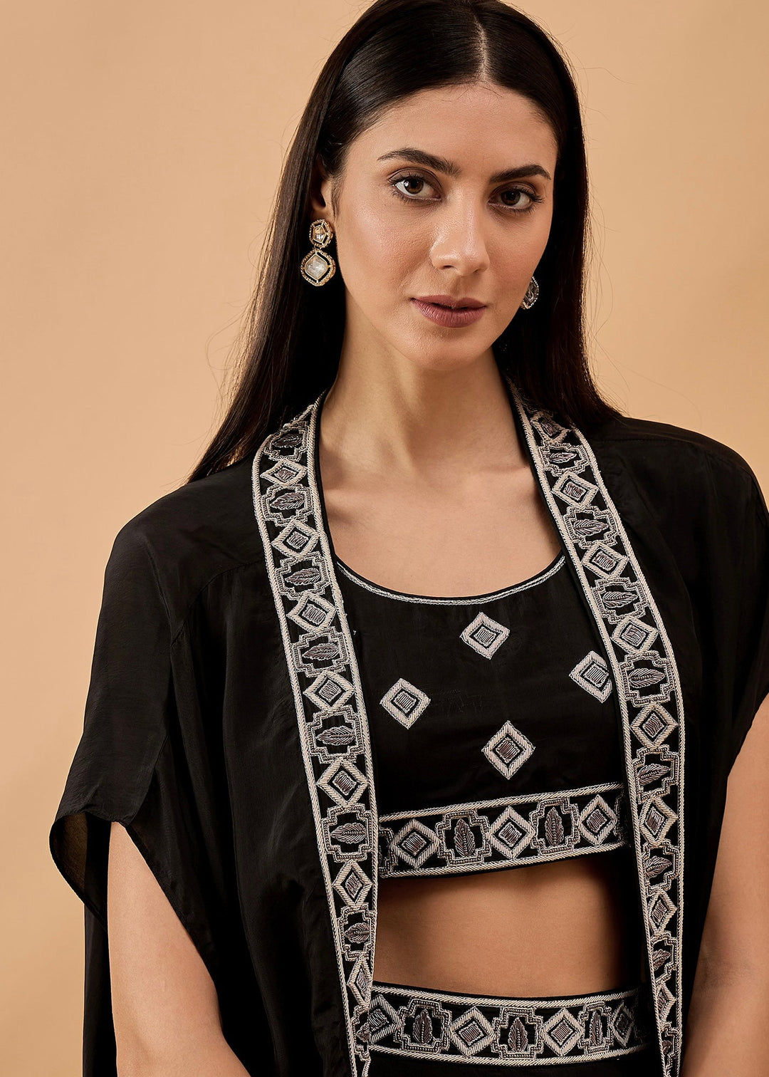VRINDAVAN L CAPE SET