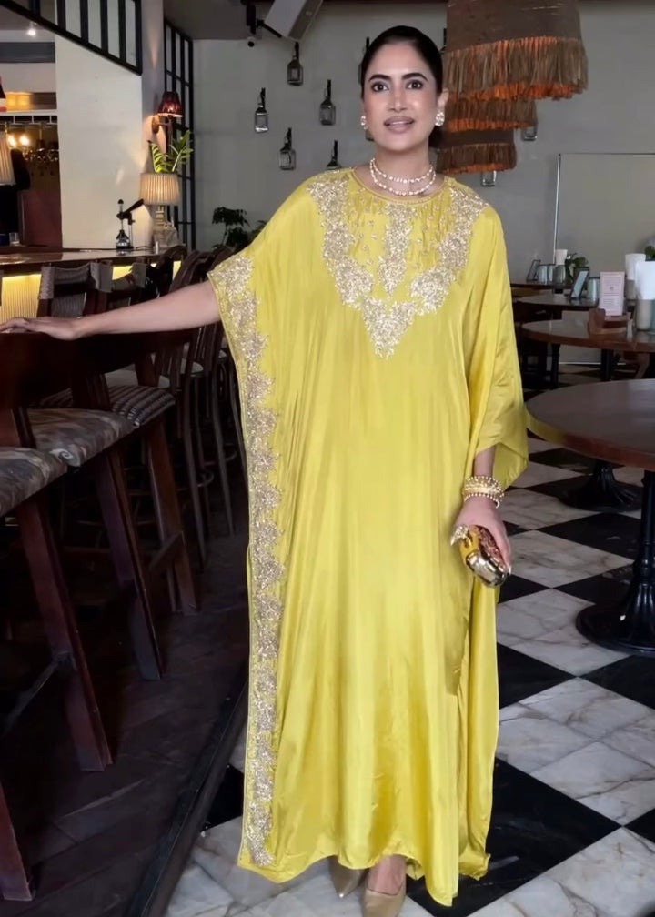 ALISHA PEKHA IN MATHURA HF KAFTAN SET