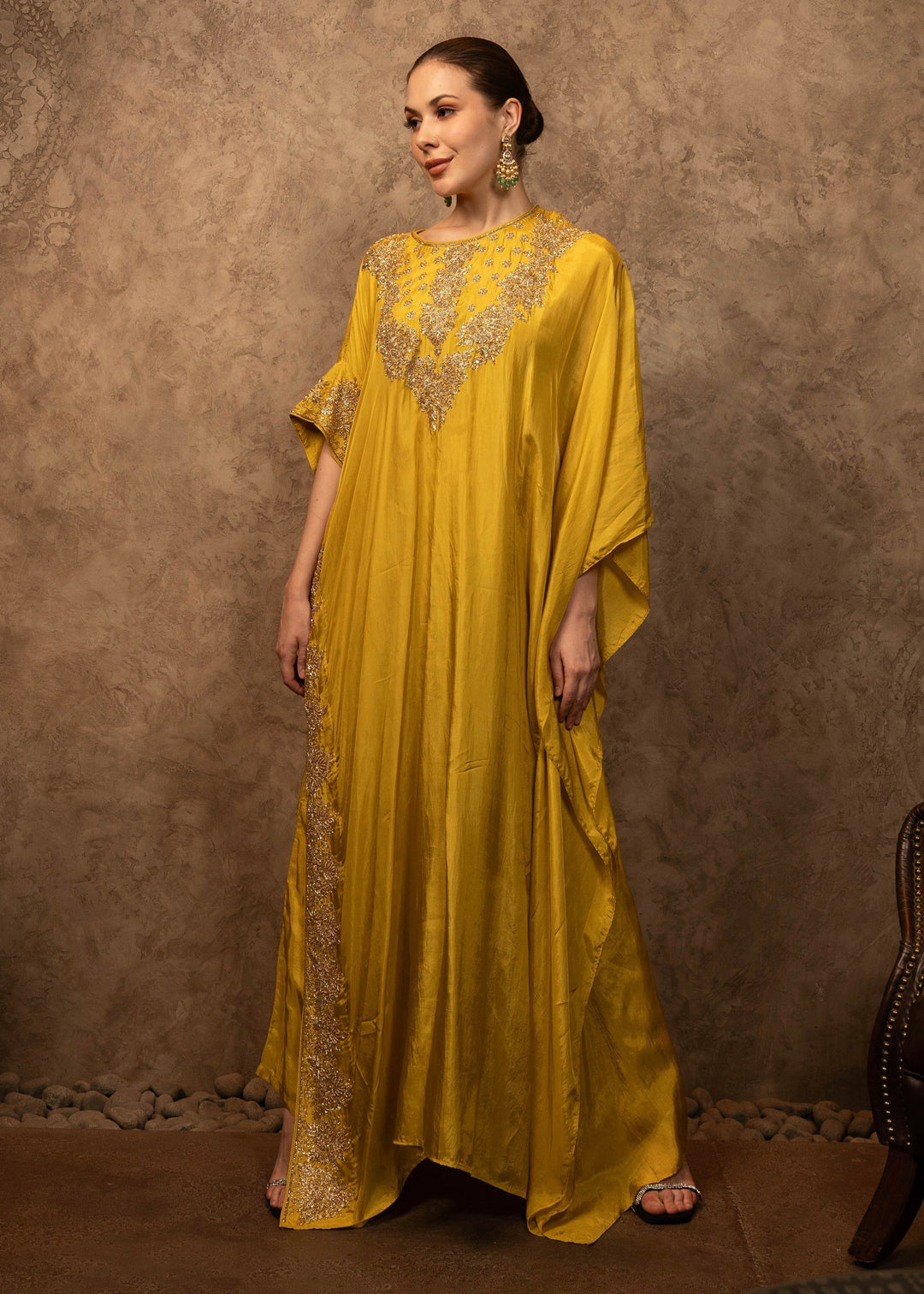 ALISHA PEKHA IN MATHURA HF KAFTAN SET